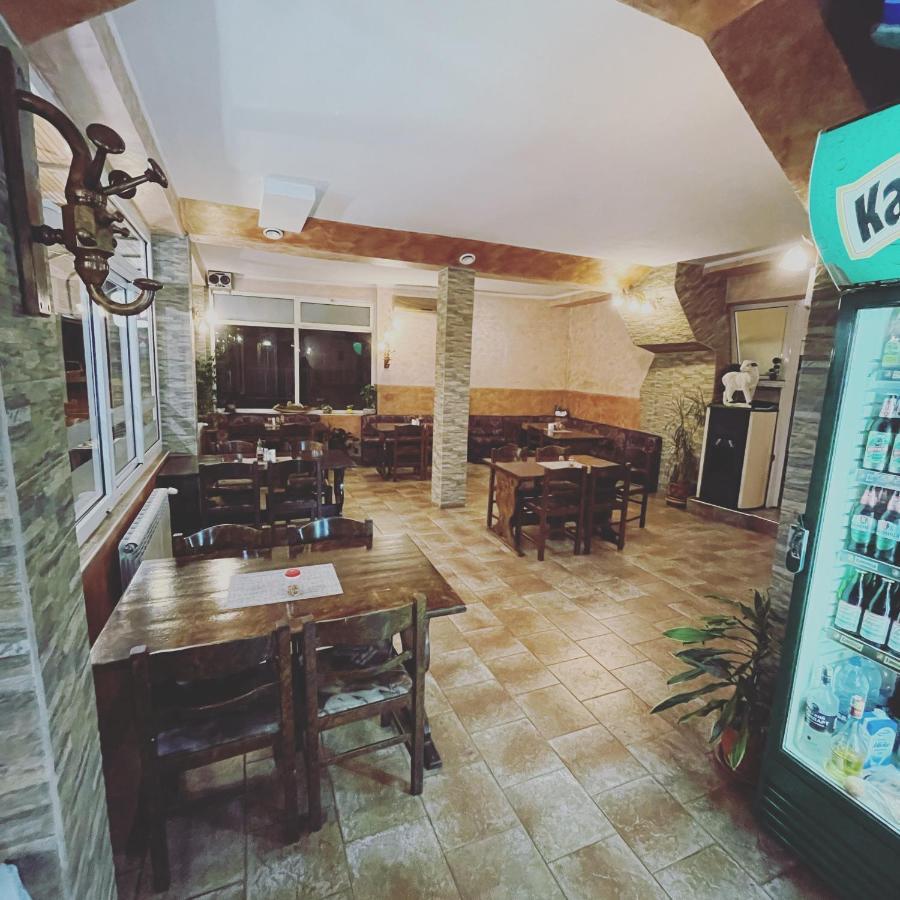 Къща за гости Kita Hotel Sveti Vlas Bagian luar foto