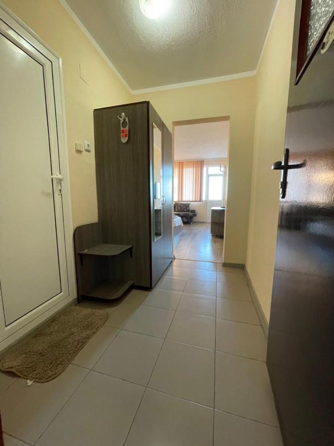 Къща за гости Kita Hotel Sveti Vlas Bagian luar foto